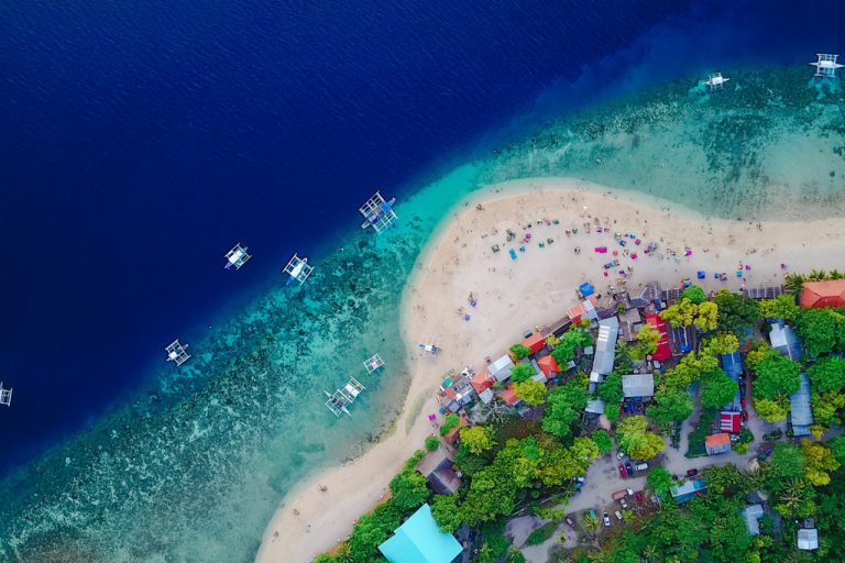 We we love travel to Philippines